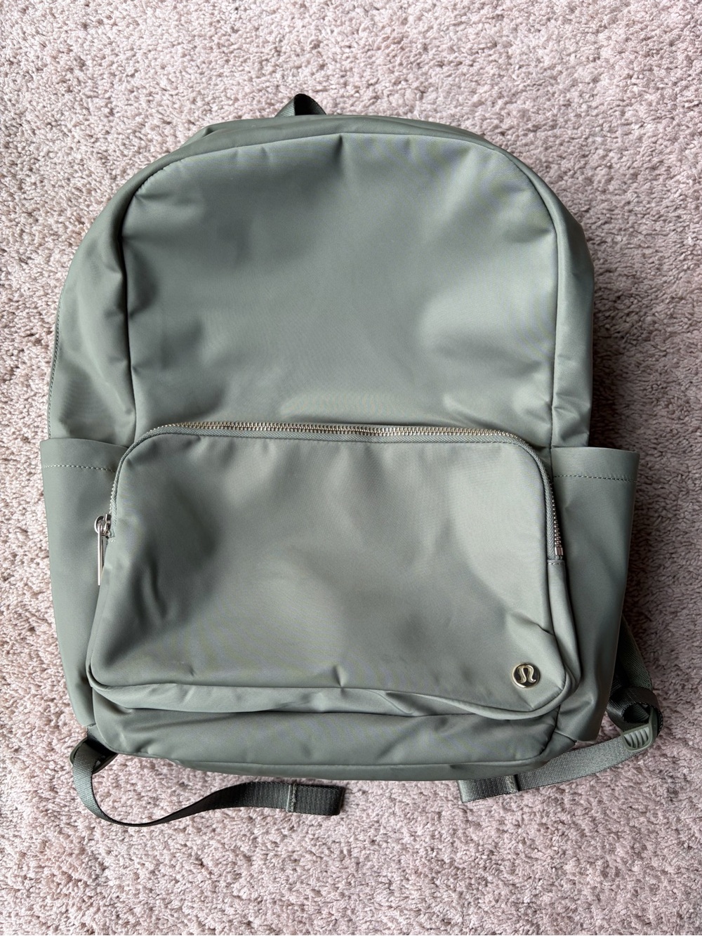 Lululemon Everywhere Backpack 22L Gold Metal Hardware | Bay Leaf